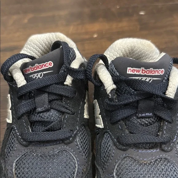 New Balance Kids Sneakers - Navy and Gray - Picture 2 of 8